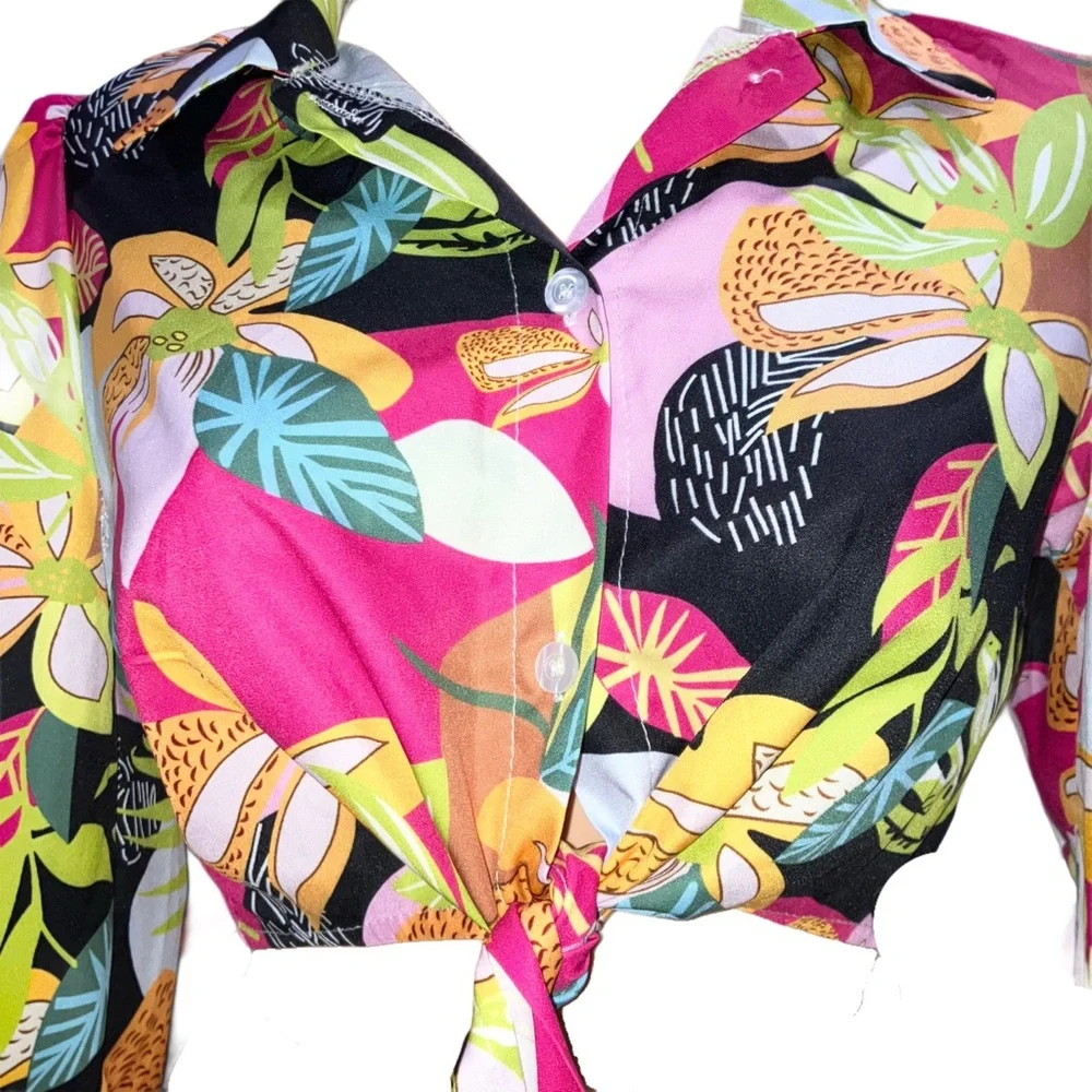 Metamorphosis Girl Tropical Floral Crop Top Blouse Long Sleeve Button Up Sz M
